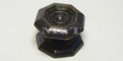 Knopek kovov OKTAN pat. 96